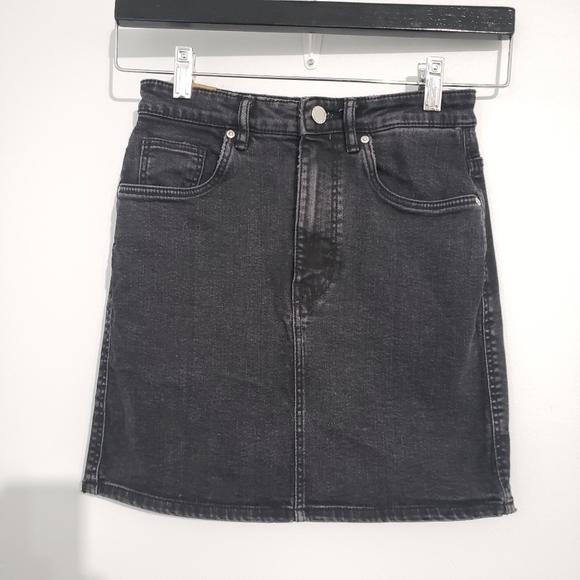 🏷Zara high waist skirt